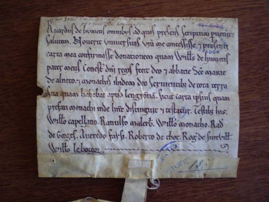Richard II du Hommet confirms the grant at Langrune-sur-Mer made by his father William du Hommet, the constable of the king of England, to the monks of Aunay.  Caen, AD Calvados, H 912 (reproduced by permission of the Archives du Calvados).